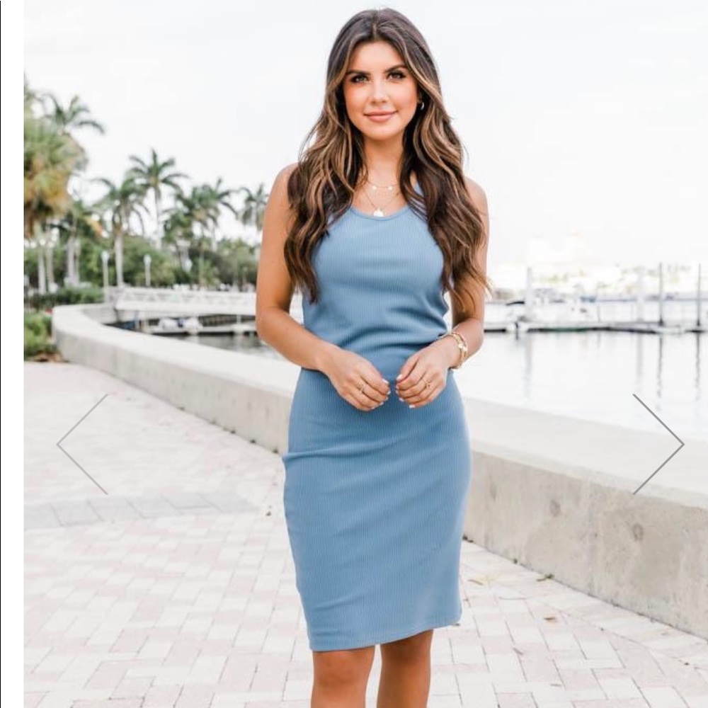 MIDI BLUE RIBBED TANK DRESS